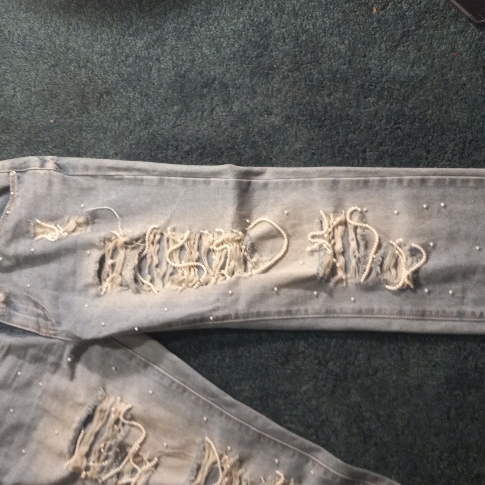 K. JORDAN SIZE 8 JEANS WITH STRINGS OF WHITE PEARLS - Picture 3 of 5